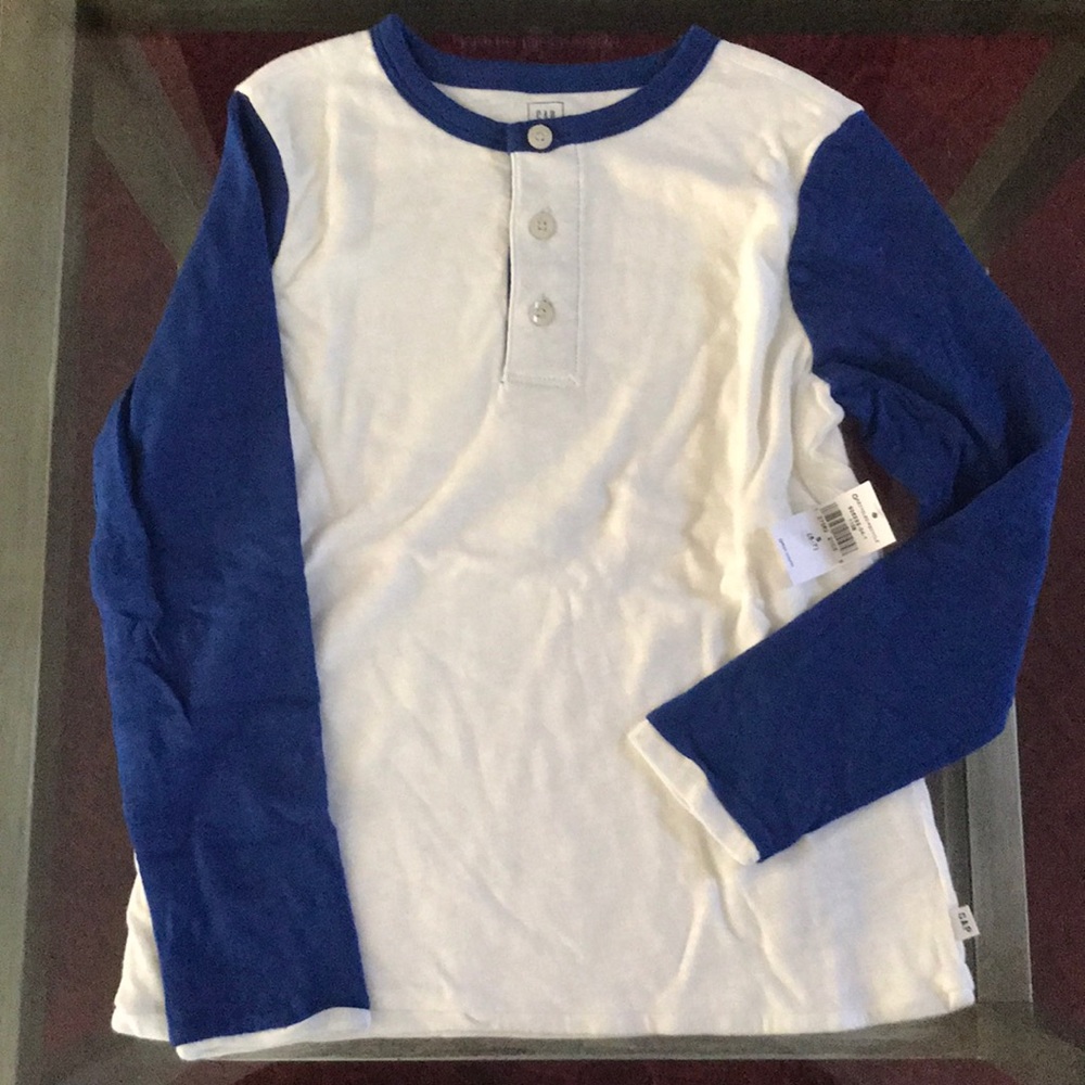 NWT GAP BOYS BASEBALL TEE SZ S 6-7